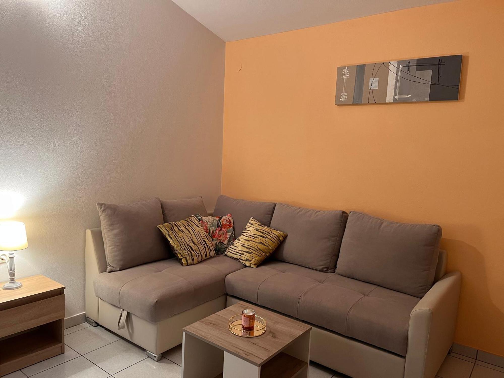 Apartments Villa Mirella 20 M From The Sea - Free Parking Trogir Eksteriør billede